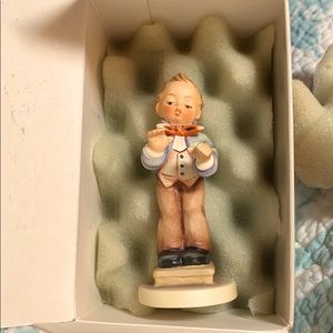 Hummel Figurine “Bandleader”